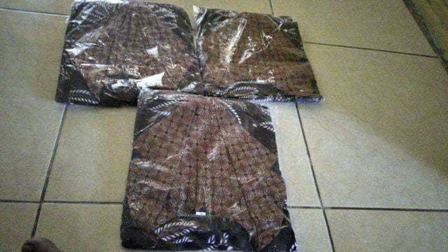 Couple Batik Tunik Modern Seragam Kerja Kantor Lengan Panjang