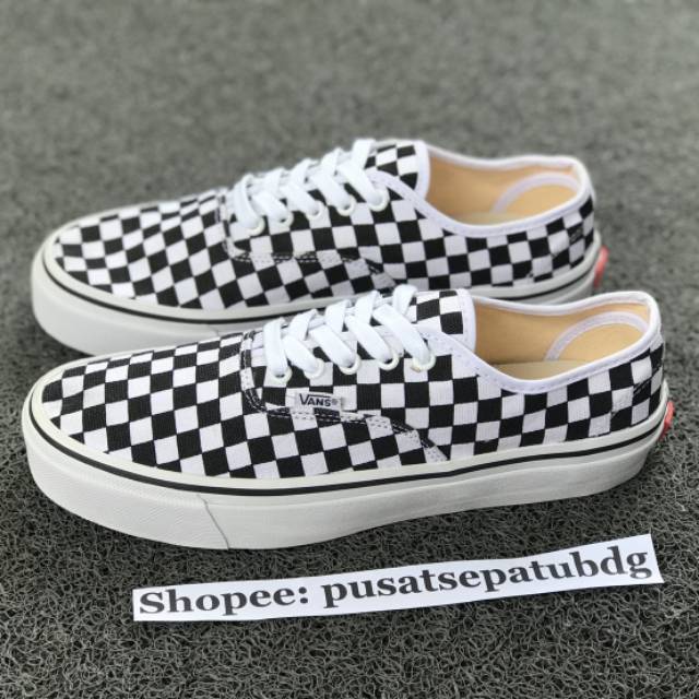 Vans Authentic Checkerboard Catur Black White 39-43 Waffle Dt