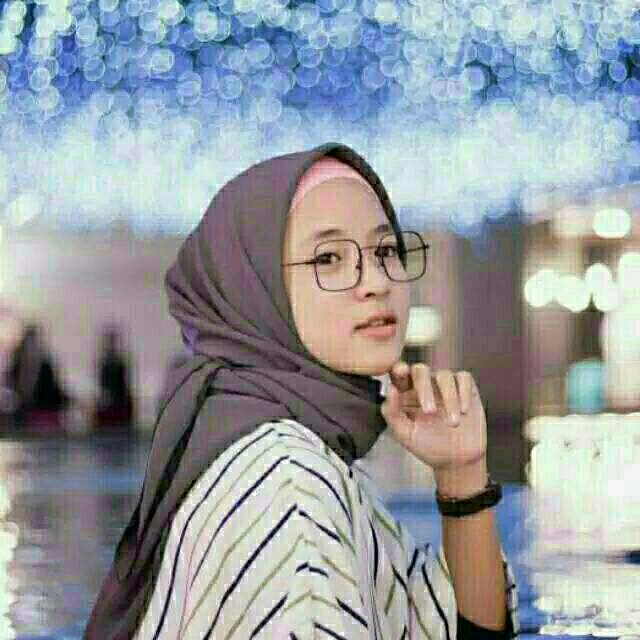 √BAYAR DITEMPAT√ Kacamata Kotak Tipis Nissa Sabyan R 1001
