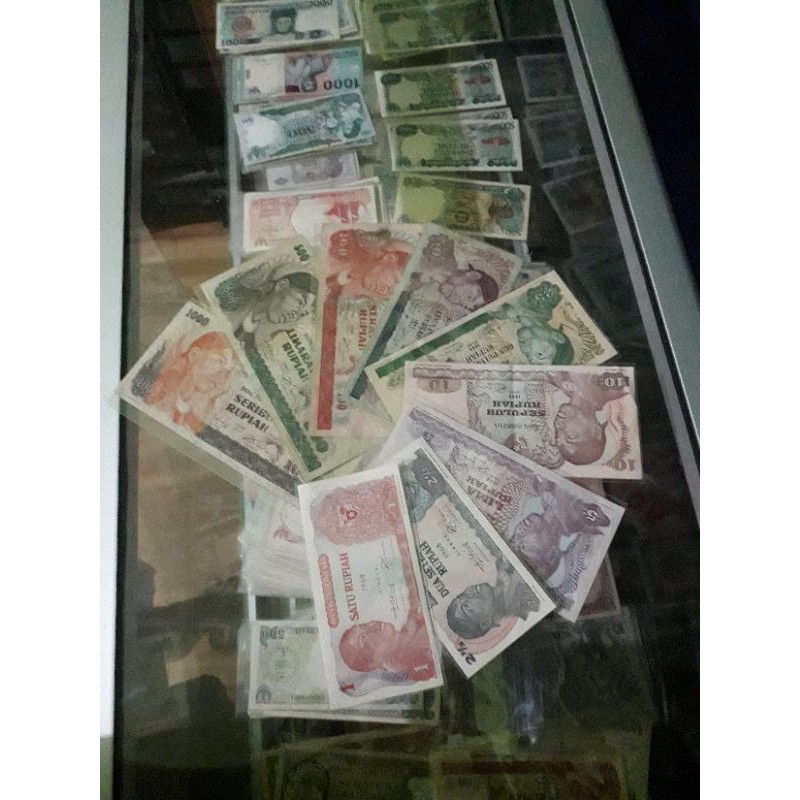 Uang kuno set soedirman ori