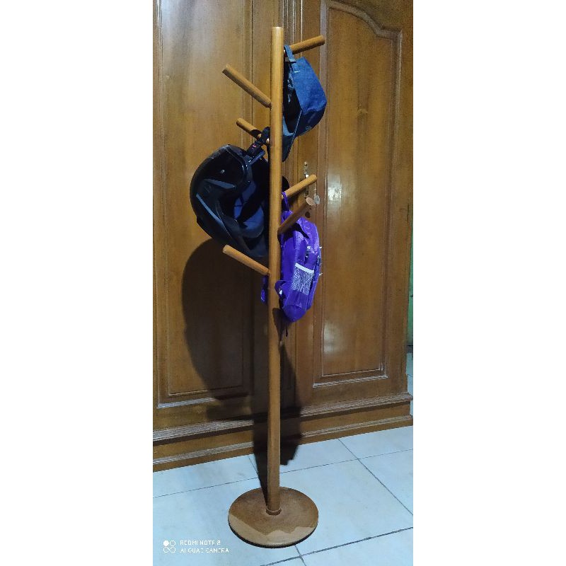 Tempat gantungan topi. tas dan baju model mini..malis