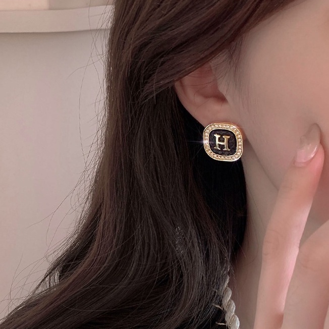 Anting Stud Hias Mutiara Hitam Gaya Vintage Korea Untuk Wanita