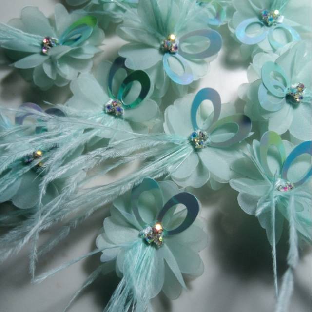 Bunga bulu ostrich size bunga 5cm