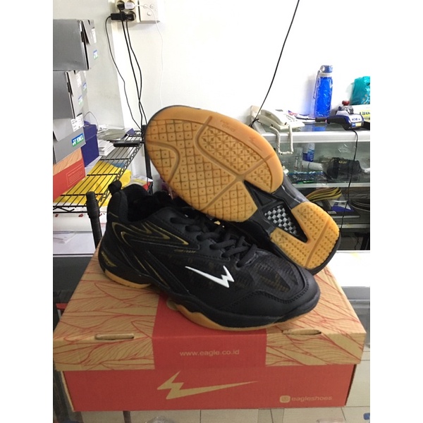 Sepatu Badminton Bulutangkis Eagle Commando 2 Terbaru Original Asli