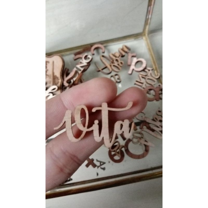

cutting nama / ukiran nama