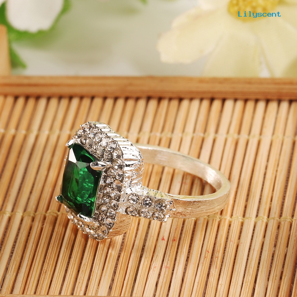 Ls Cincin Lapis Silver Dengan Batu Zircon Warna Hijau Untuk Wanita