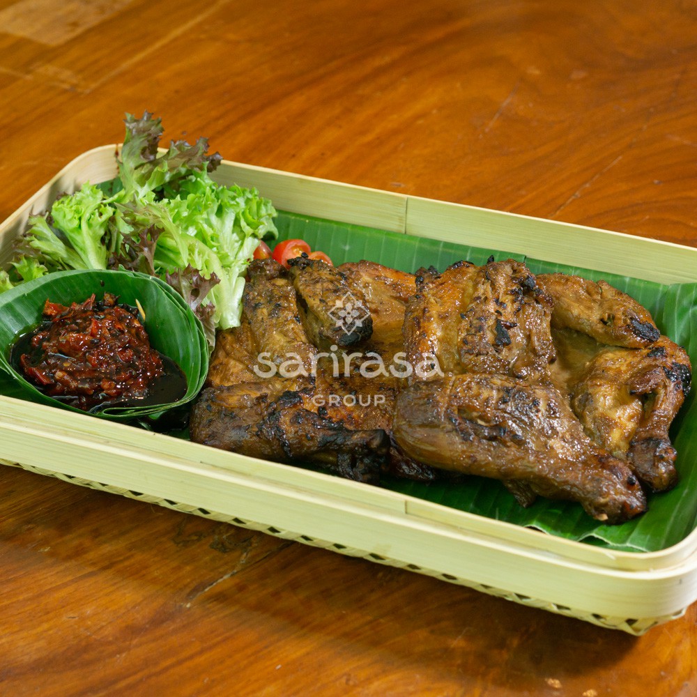 

Sarirasa - TeSaTe Ayam Bakar Kalasan Besek