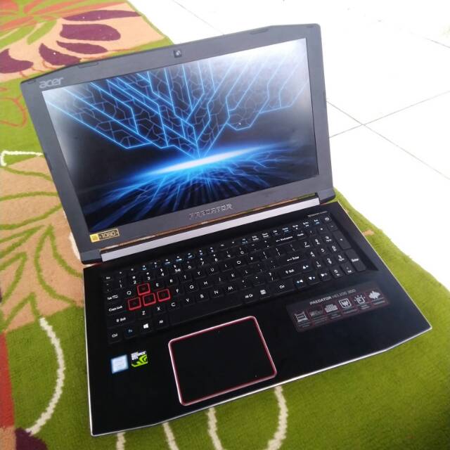 [Second] Laptop Gaming Acer Predator Helios 300 G3-571