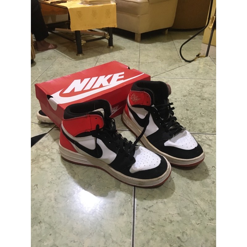 harga retail nike air jordan 1