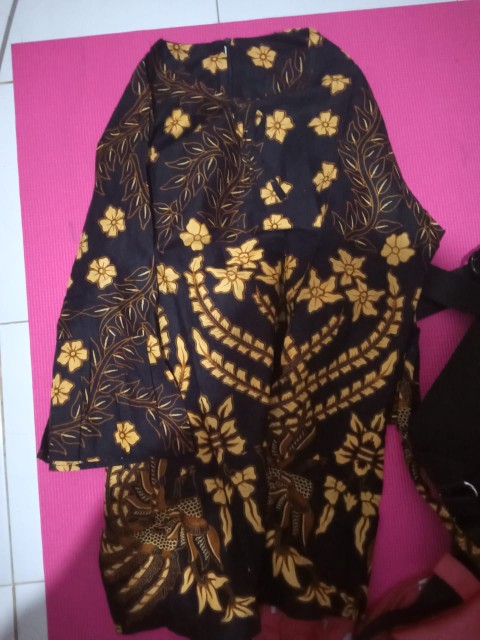 Atasan Batik Dolby Dolbi Dobby Doby Tenun Sutra Tulis Halus Katun Atbm Baron ,sarombit Atasan