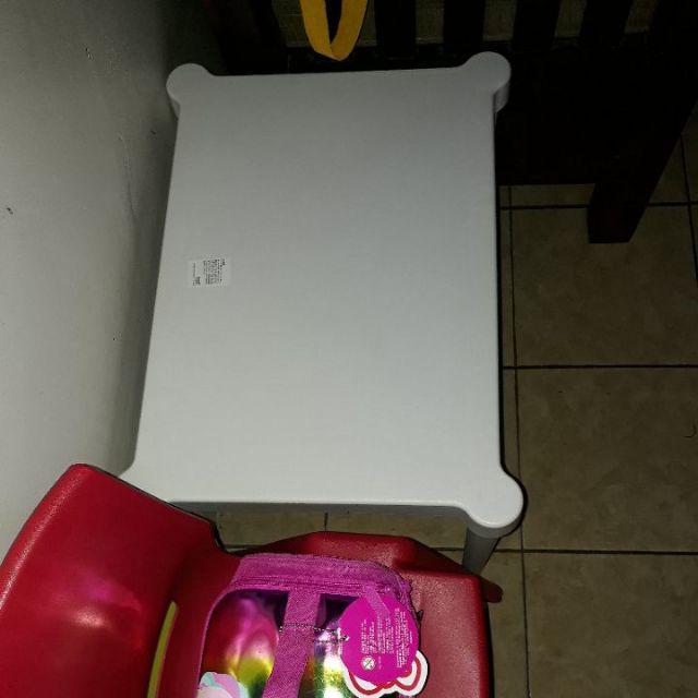 Utter Meja Anak, Dalam/luar Ruang, Putih