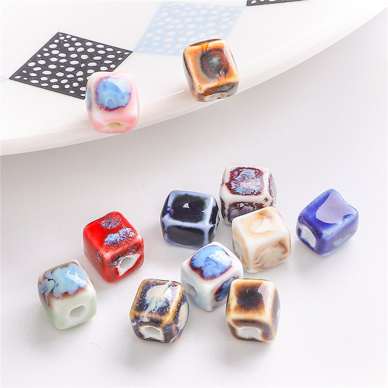 10 Pcs Manik-Manik Kubus Keramik Porselen Ukuran 7mm Gaya China Untuk Membuat Perhiasan Liontin Gelang