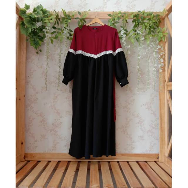 Gamis itycrepe renda atas