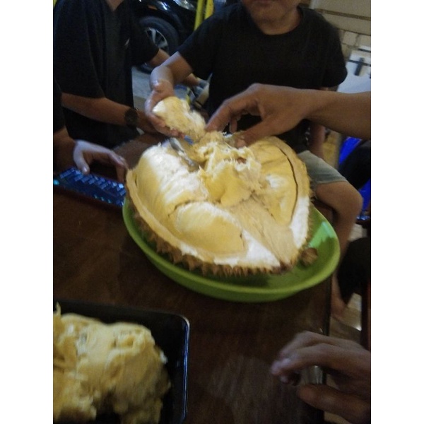 

durian manis