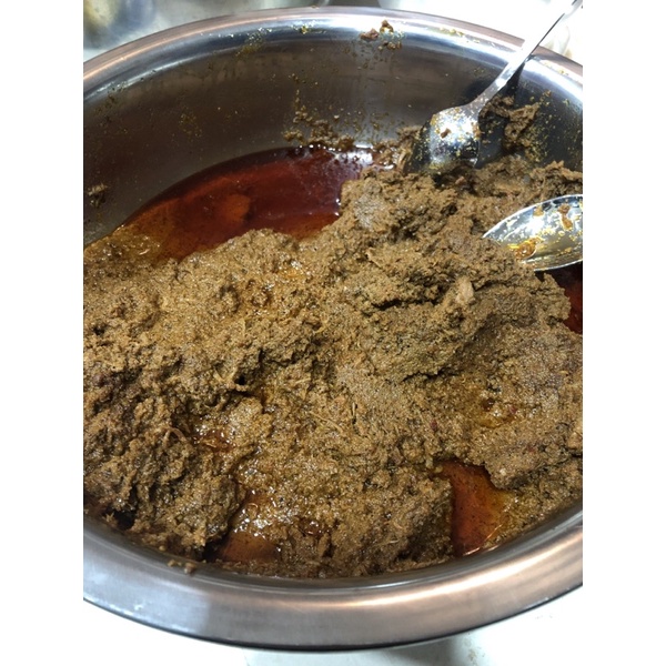 

Rendang (500gr = 8 potong)
