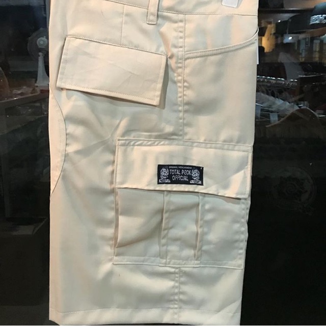  Celana  cargo  kempol punk merch pendek  warna cream  Shopee 