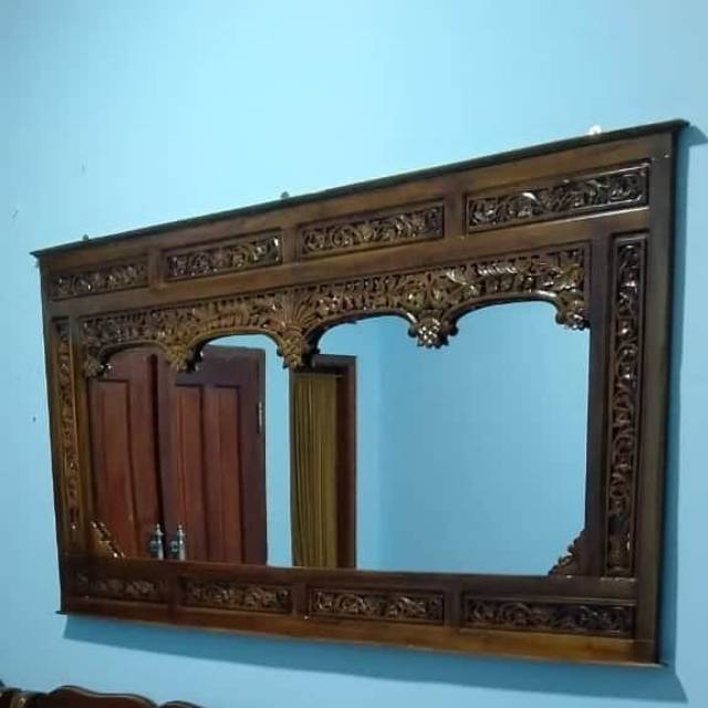 Figura cantik / Cermin kaca ukir / meubel jati jepara