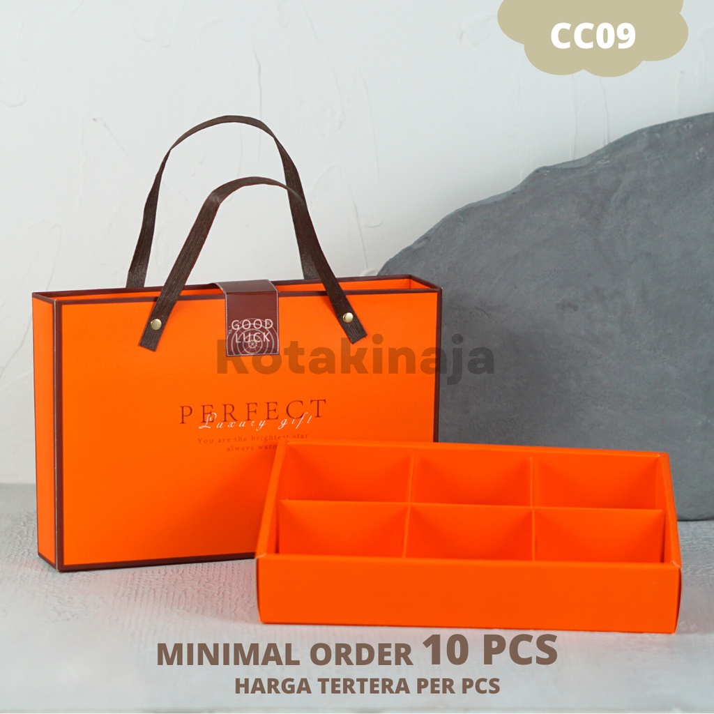 

Box mooncake sekat 6 / Box souvenir sekat / Box pudding sekat I CC09