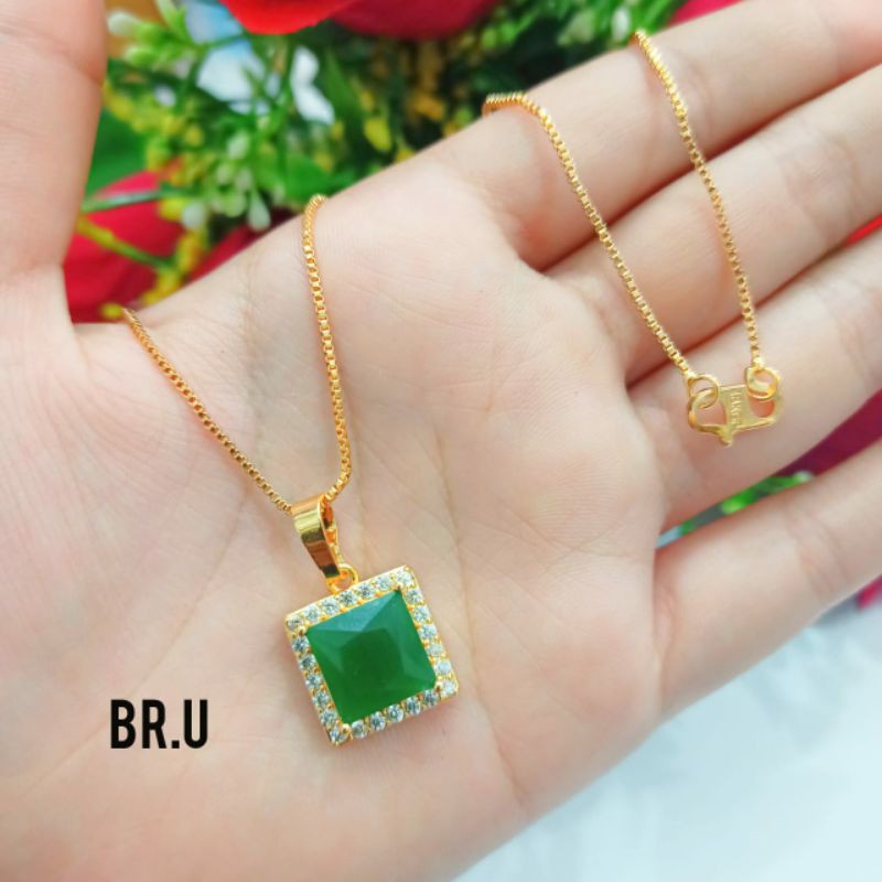 Fourfashion Kalung+Liontin Dewasa Batu Permata Kotak Kekinian PD108