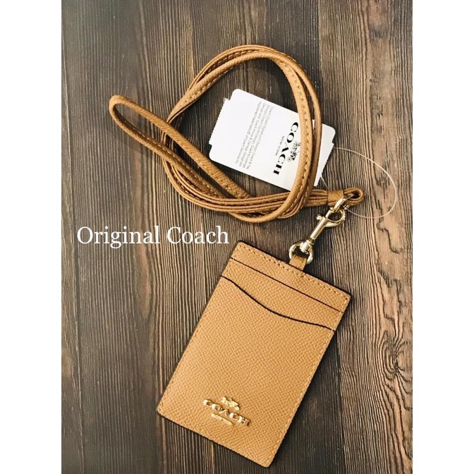 

Coach Lanyard Id Original Metal Logo Edition Terlaris