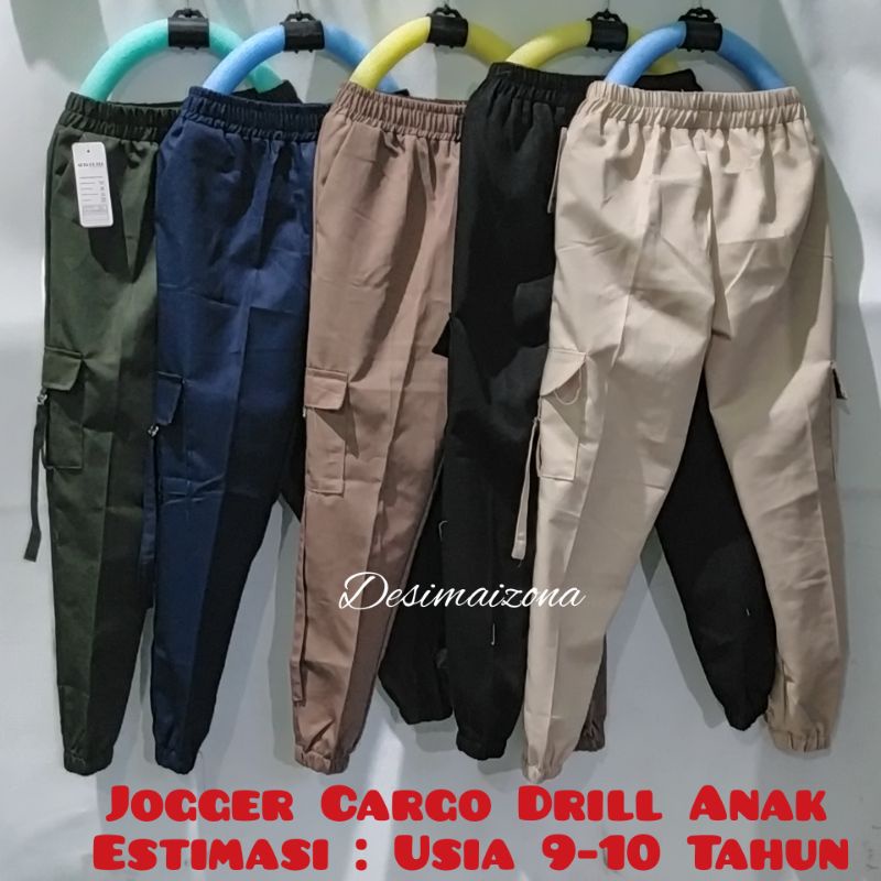 JOGGER CARGO ANAK KEKINIAN,MATT KATUN DRILL,ALlSIZE:9-11 TAHUN,TERGANTUNG POSTUR ANAK.