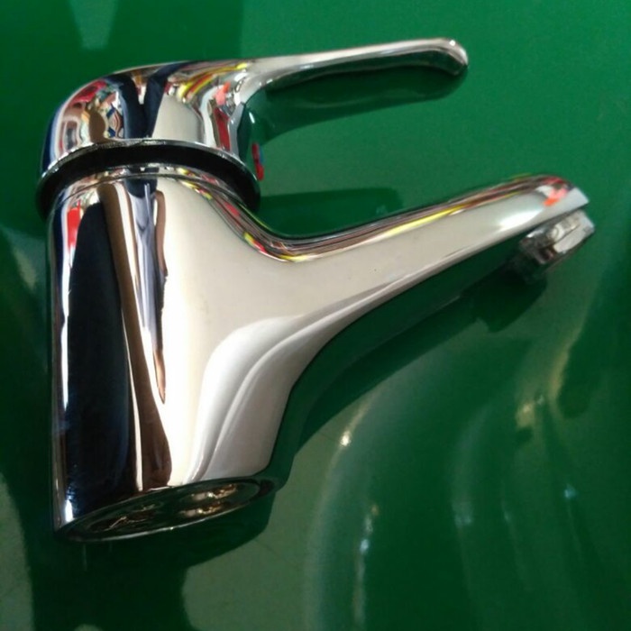 T.Lillie - Kran Wastafel Wasser Panas Dingin