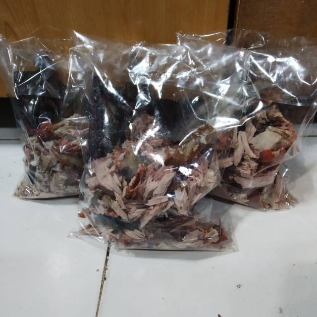 

Ikan cakalang suwir