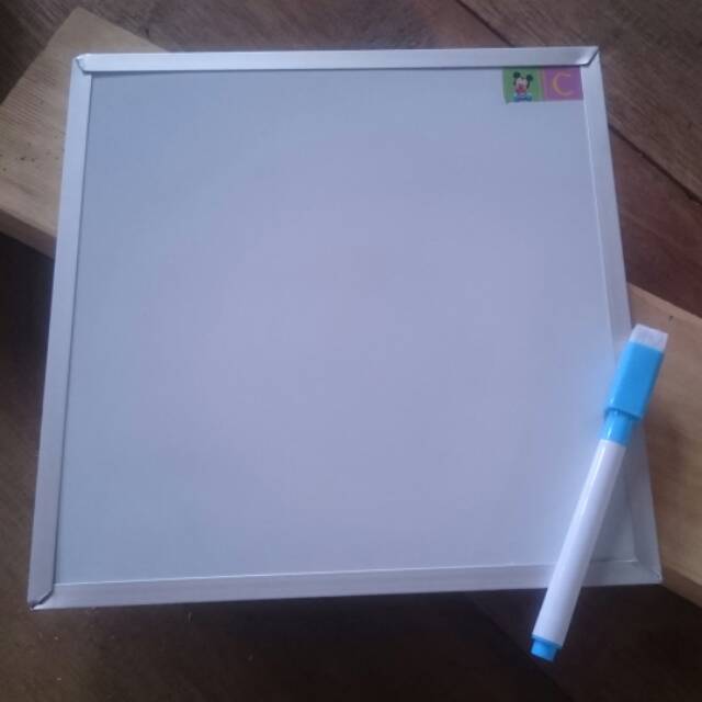 

Papan tulis ukrn 20x20