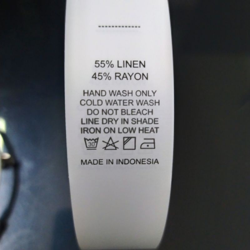 

REQUEST CARE WASH 2.5CM X 6CM