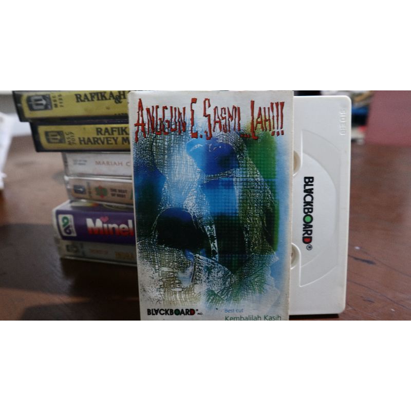 kaset anggun c sasmi kembalilah