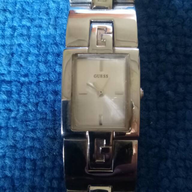Jam tangan preloved wanita Guess original