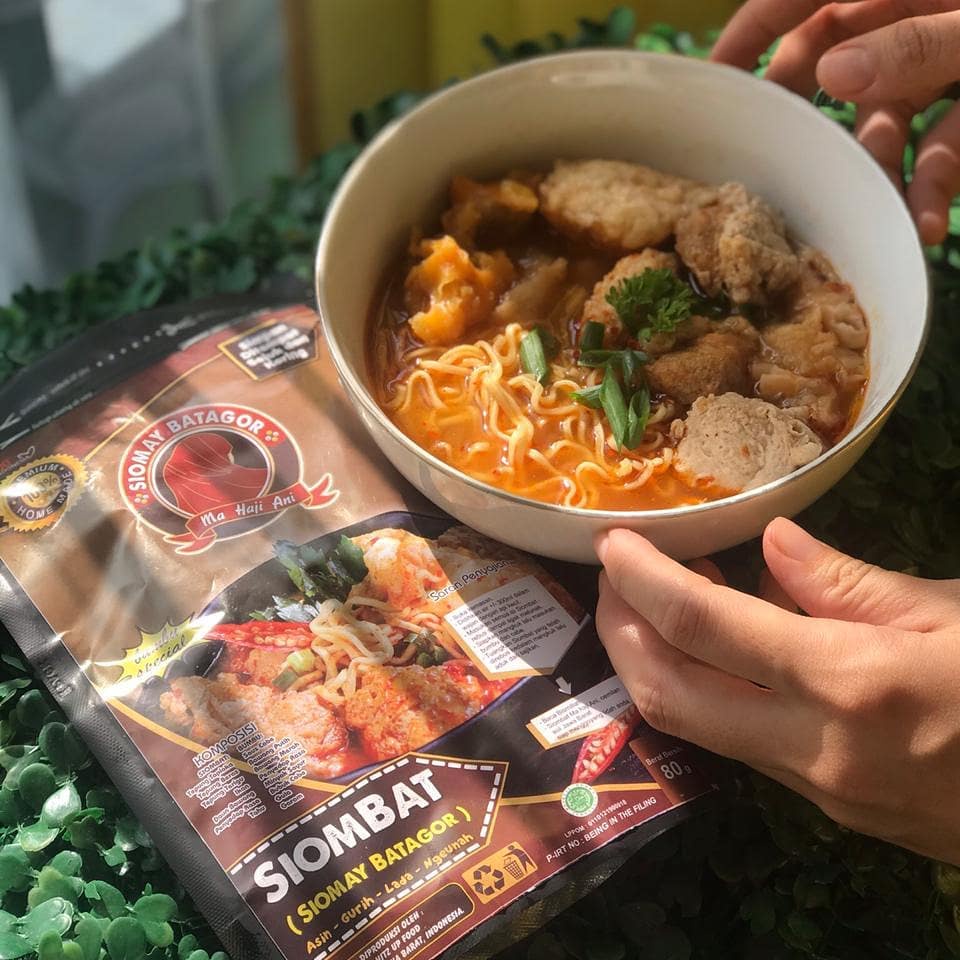 

Siomay Batagor Makanan Instan SIOMBAT Khas Mahajiani Oleh Oleh Bandung 120gr