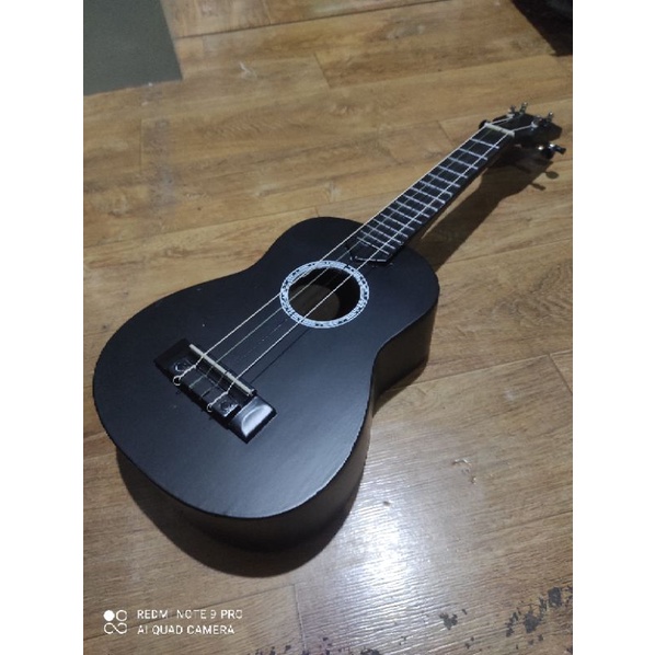 GITAR UKULELE /  KENTRUNG / GITAR JUNIOR SENAR NYLON / GARANSI PENGIRIMAN