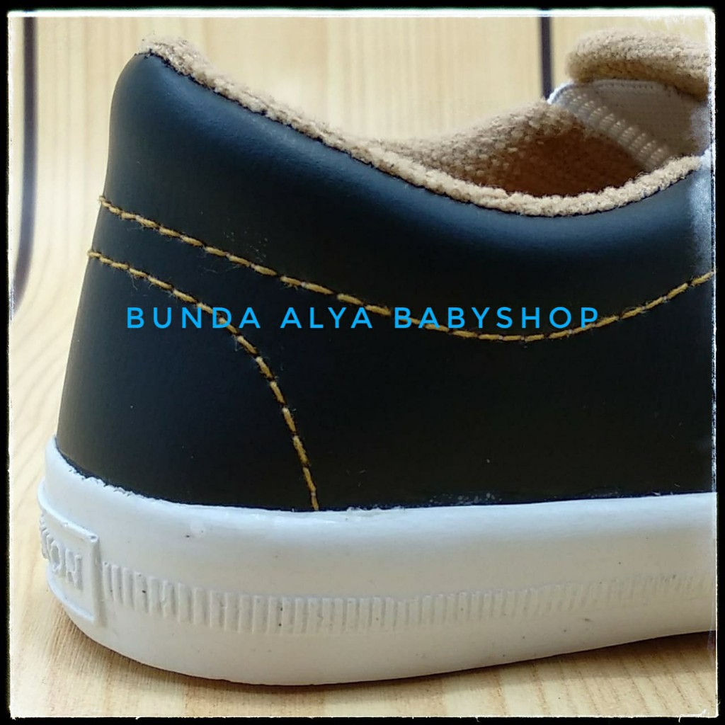 Sepatu Anak Laki Laki Usia 1 Tahun HITAM Slip On - Sepatu Anak Cowok Resmi Anti Licin Alas Karet Size 22