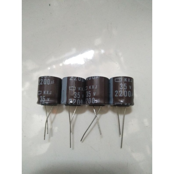 Elco 2200uf 35v isi 100