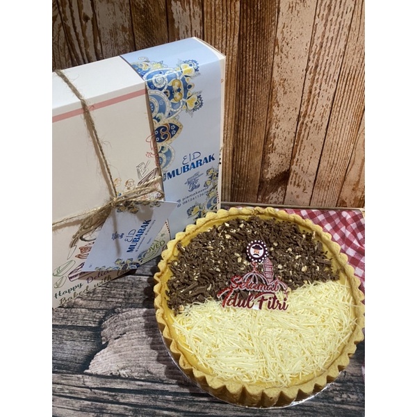 

Hampers Big Pie Susu Silverqueen Keju Lebaran idul Fitri 2022 Makassar
