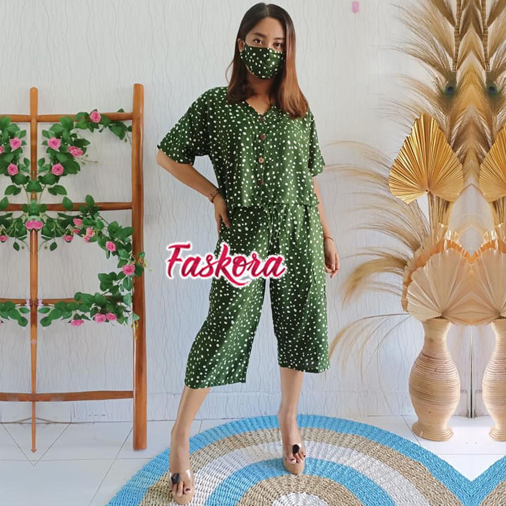 Set Wanita Kekinian Pendek / Setelan Wanita Kemeja dan Celana Pendek / Set Jumbo Rayon Premium Polos