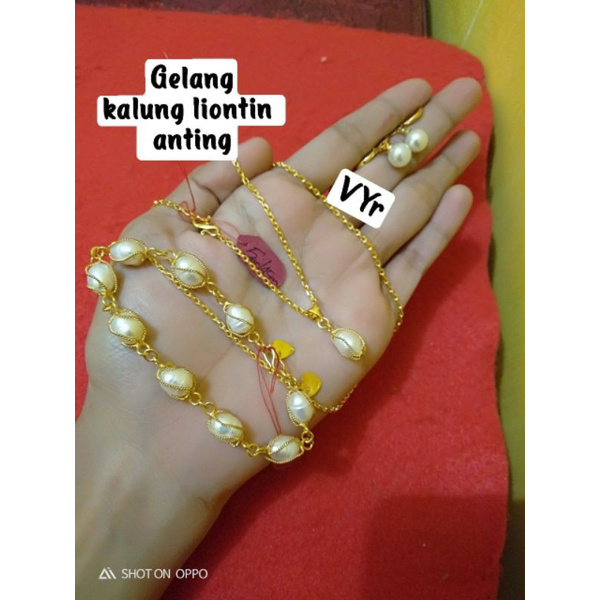 set glg kalung anting cantik