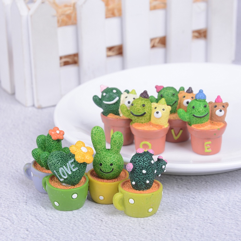 # Kaos T-Shirt Wanita Lengan Pendek Motif Print #Ornamen Miniatur Kaktus Untuk Rumah Boneka