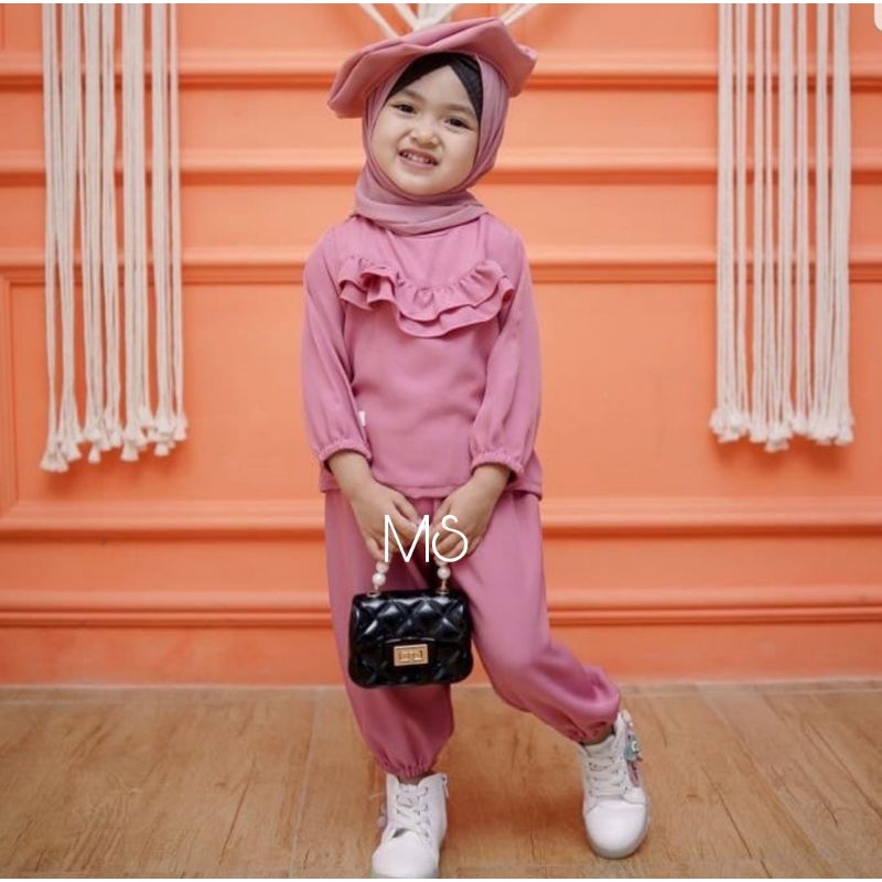 SET CELANA RIRIN KID ANAK, MOSCREPE, SETELAN