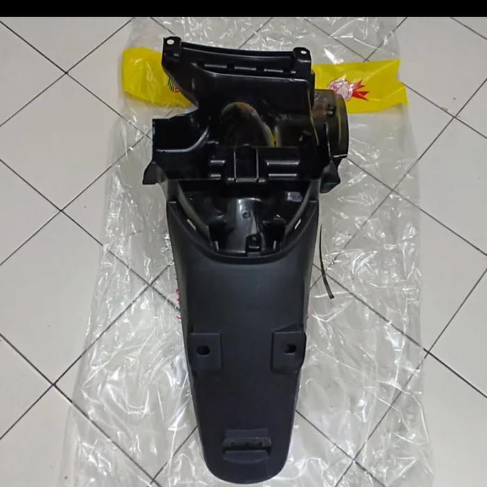 spakbor belakang scoopy FI 2013-2016