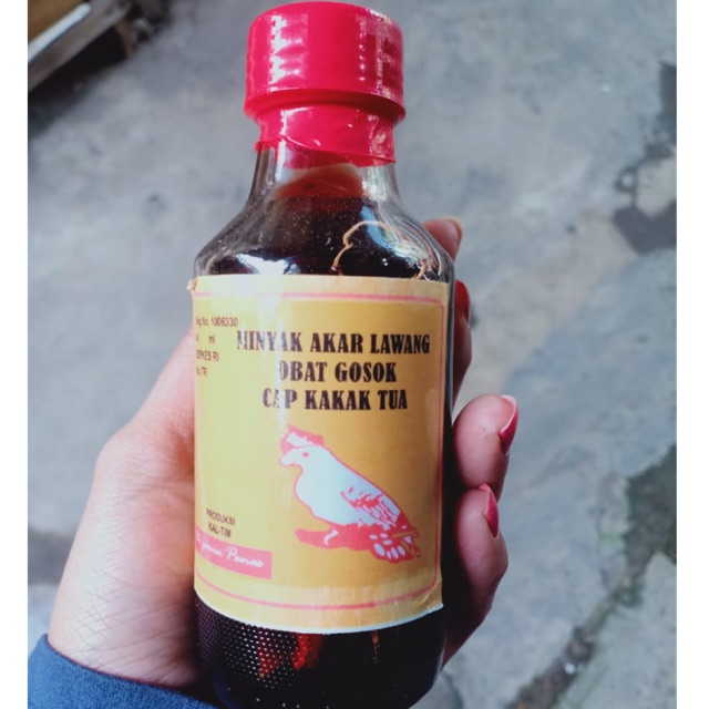 Minyak akar Lawang cap kakak tua ori Kalimantan