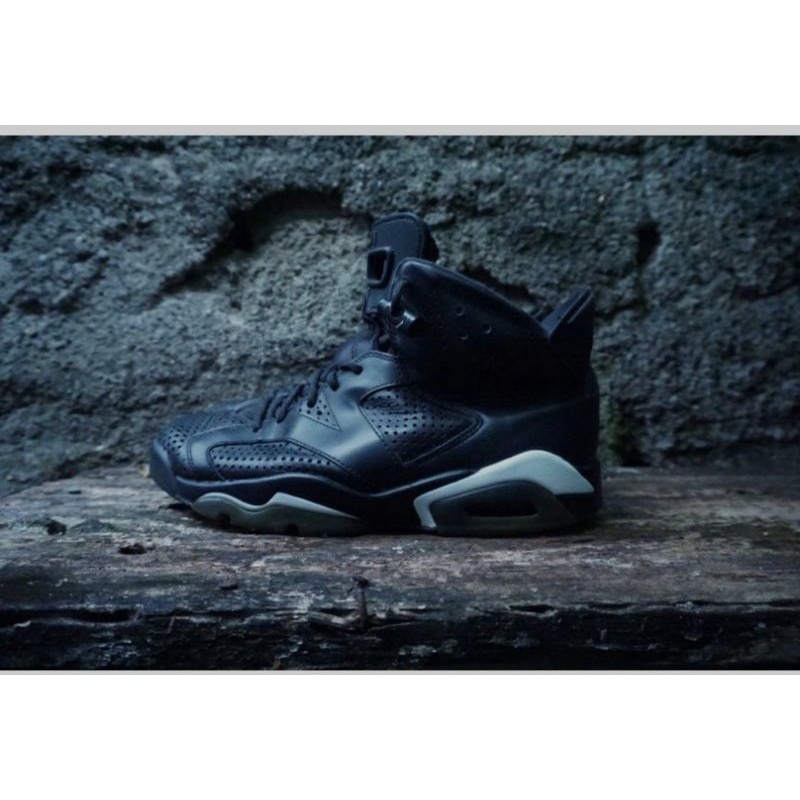 SEPATU NIKE AIR JORDAN 6 RETRO PRIA (SECOND)