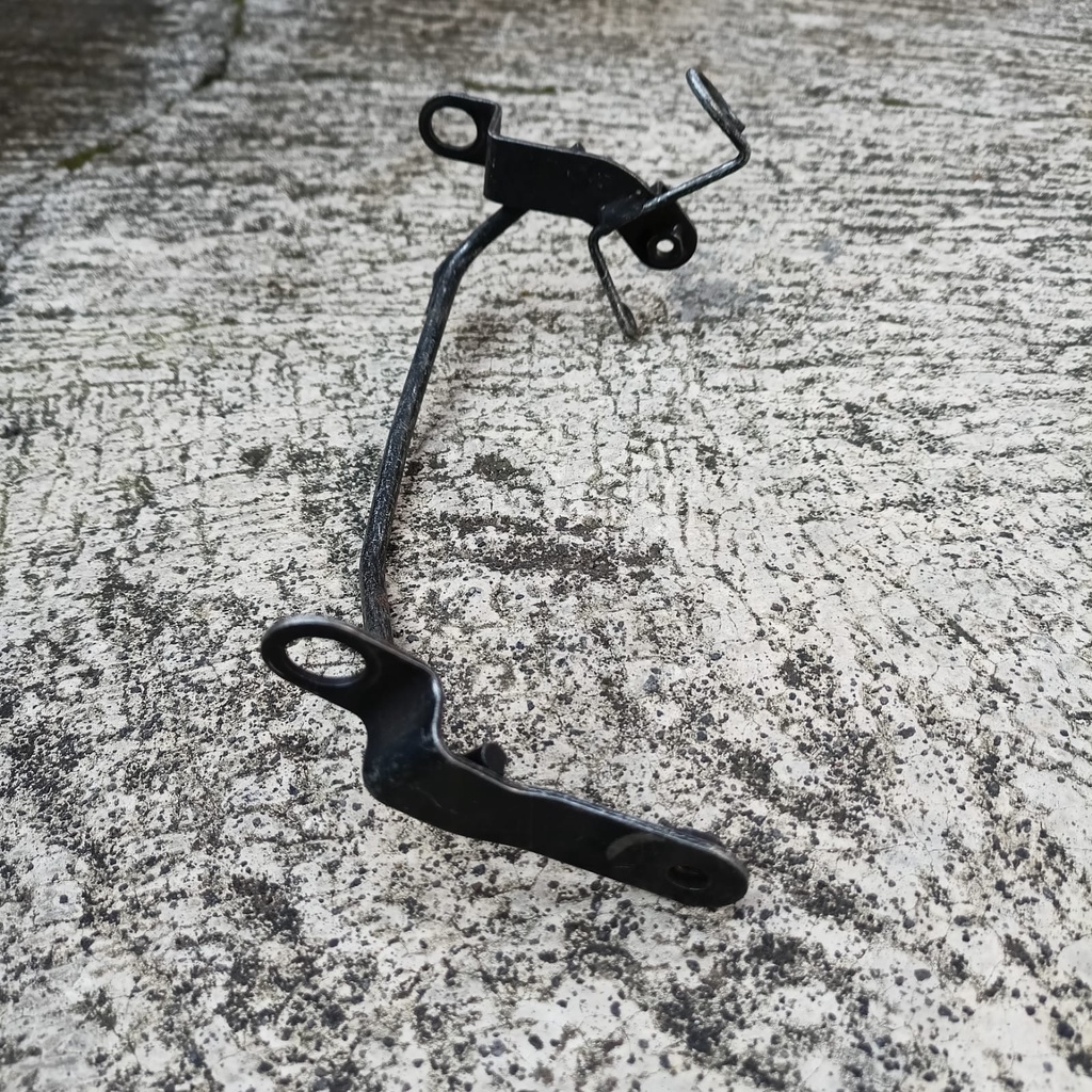 Breket Dudukan Sayap Dalam Yamaha Jupiter Z lama original