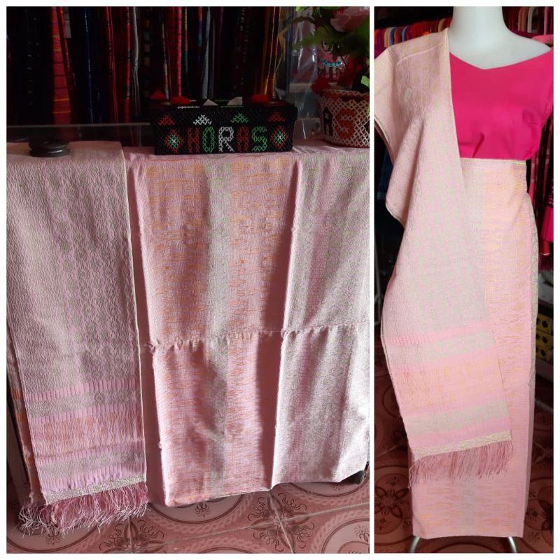 SONGKET ULU TORUS PIALA TENUN TANGAN MANDAR TARUTUNG SARUNG SELENDANG BATAK PAKAIAN ADAT WANITA TOBA