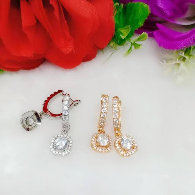 Anting-anting Xuping penuh permata