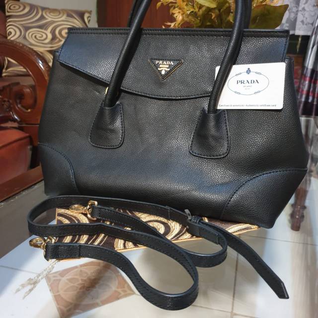 Preloved tas prada original branded