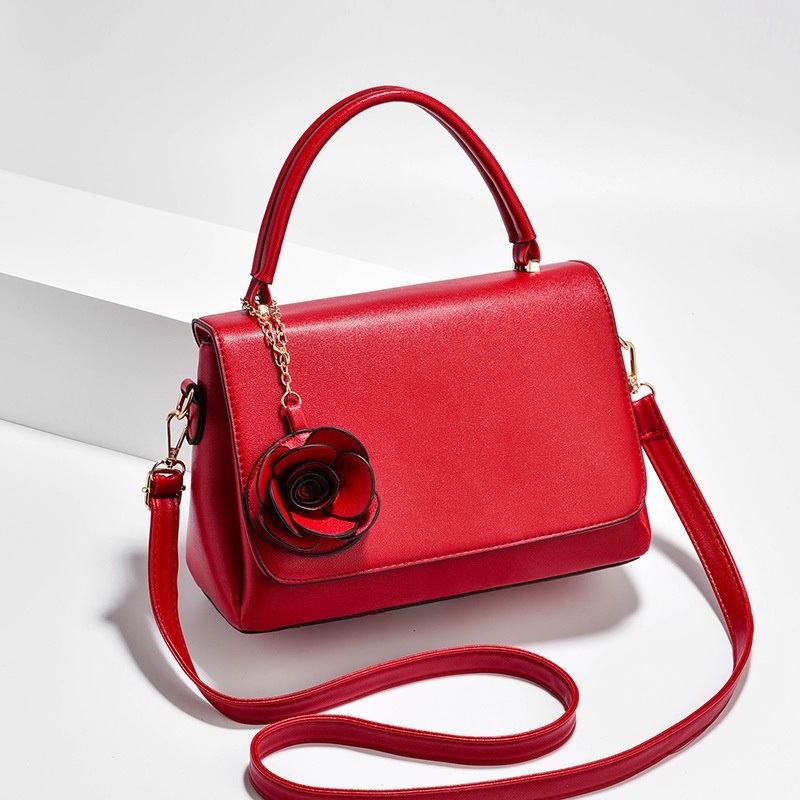 BTH1346-red Tas Selempang Stylish Gantungan Rose Import