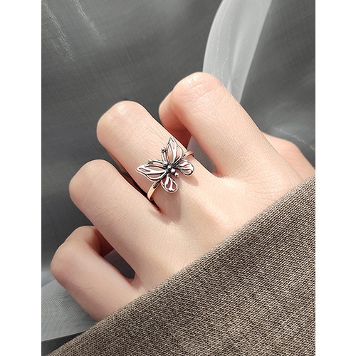 LRC Cincin Fashion Hollow Butterfly Ring V42739