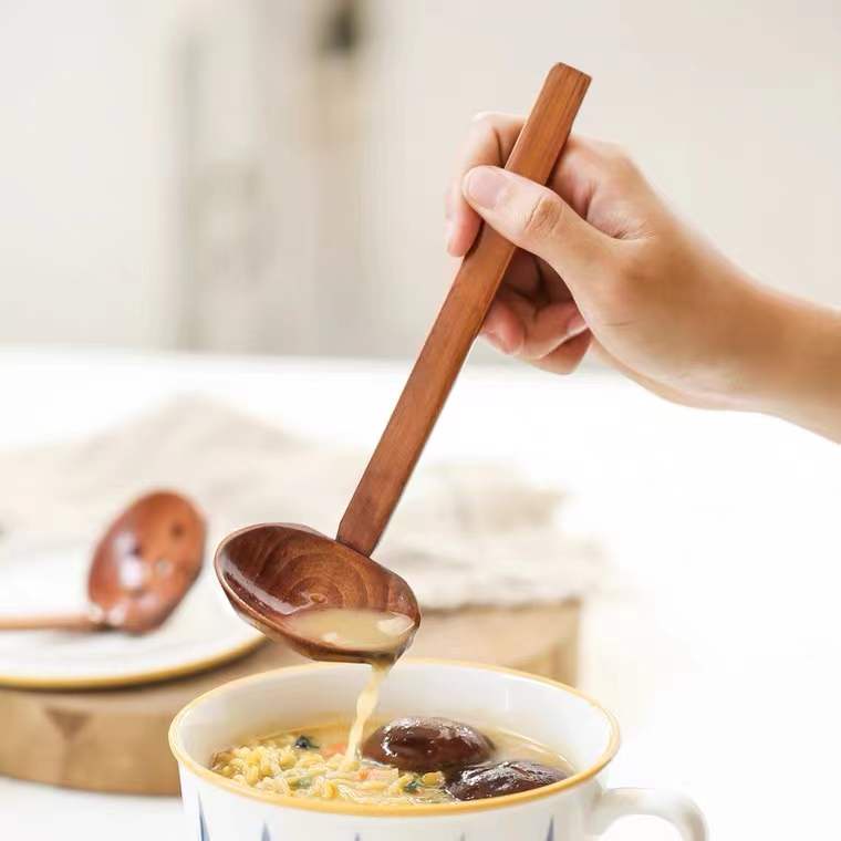 Sendok Kuah Kayu Mie Ramen